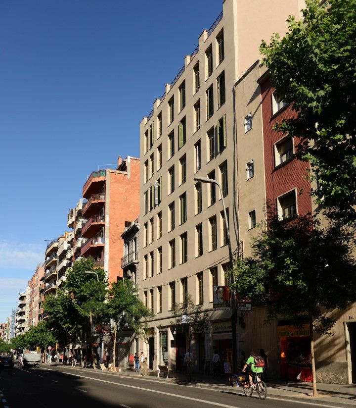 Pierre & Vacances Barcelona Sants Exterior foto